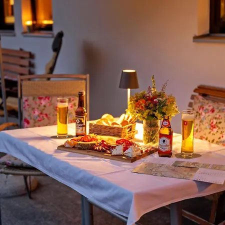 Carolines Appartement Au - Bergblick, Terrasse, Parkplatz, Zentraler Punkt Zum Ski- Und Wandergebiet, Hund Willkommen - Ideal Fuer Familien Und Naturverbundene Paare